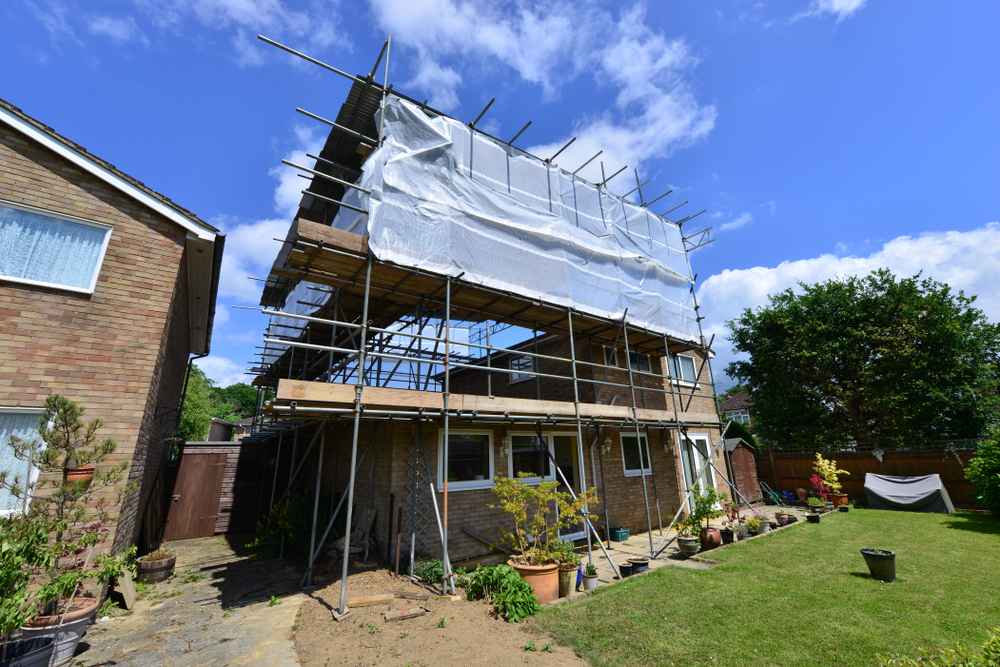 scaffolding for a detached house